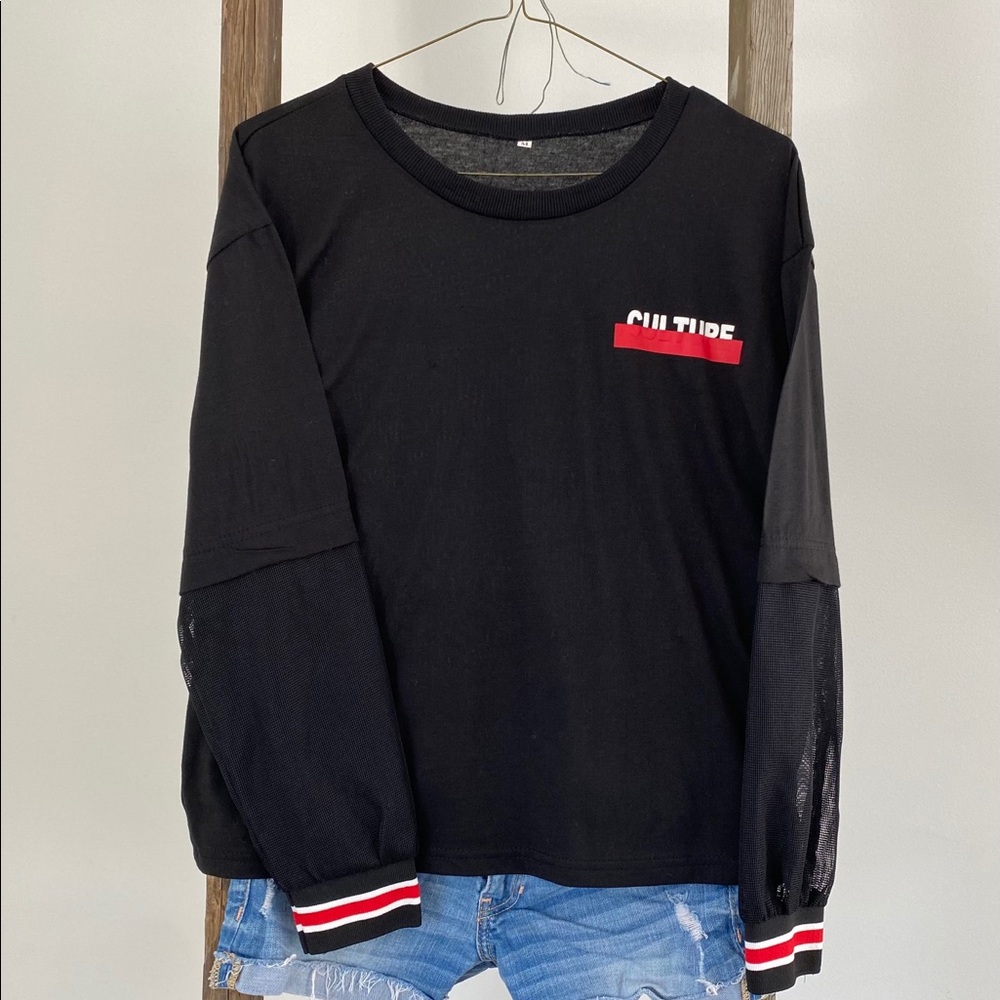 Culture Long Sleeves Tee